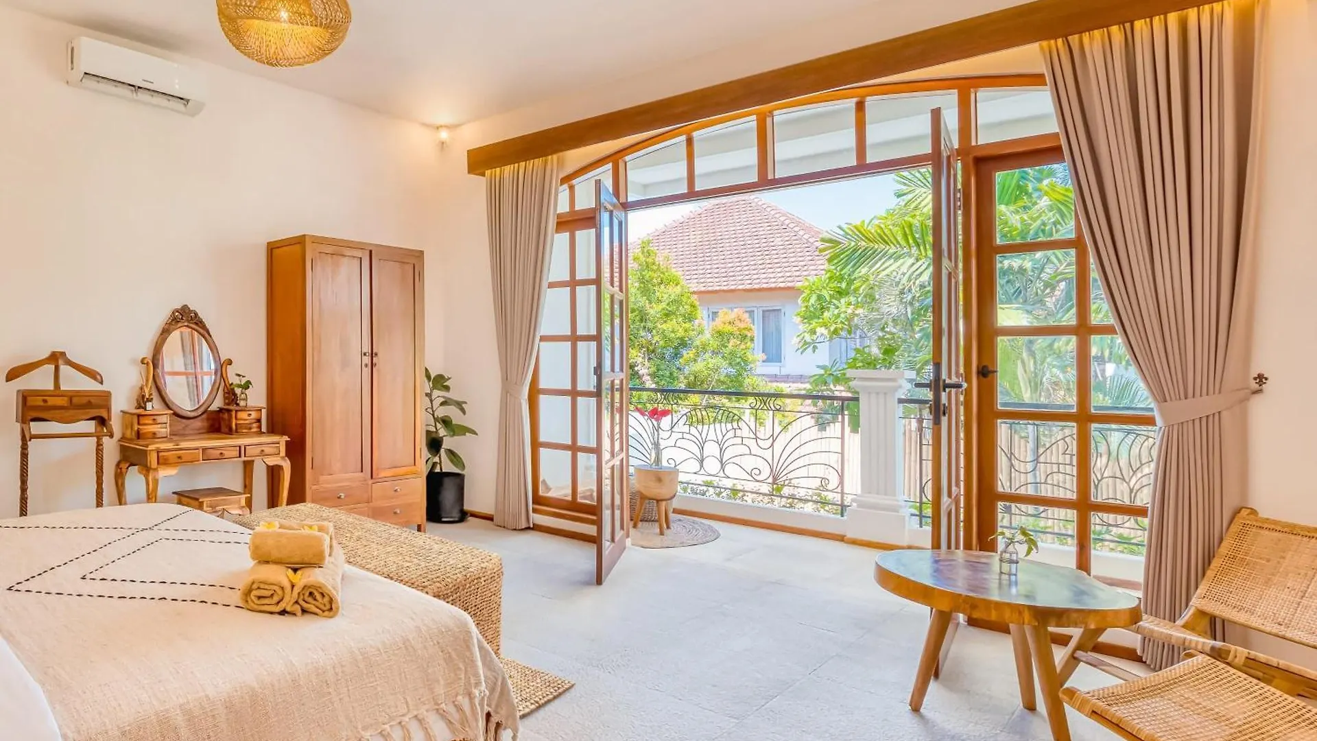 Villa San Diego: Brand New 4Bdr سمينياك