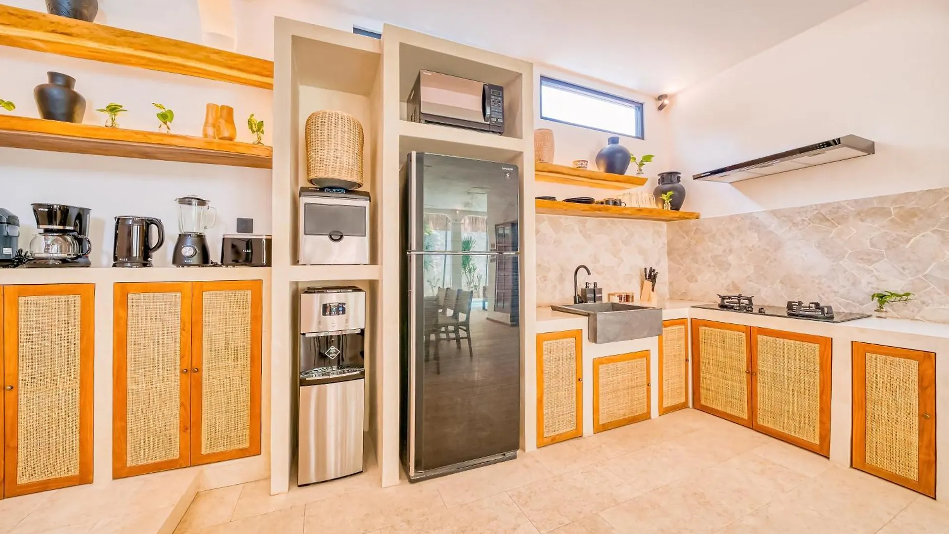 Villa San Diego: Brand New 4Bdr Seminyak  Indonesia
